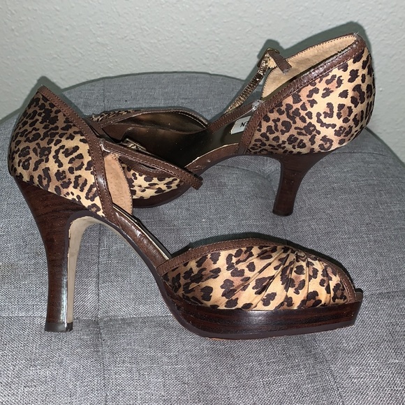 Steve Madden Maggie leopard print peep toe platform heels Sz 7.5 ankle tie - Picture 7 of 17